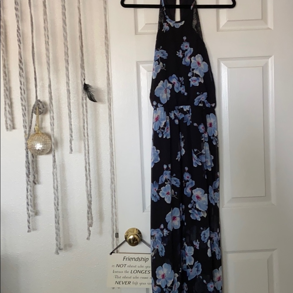 Blk blue floral dress